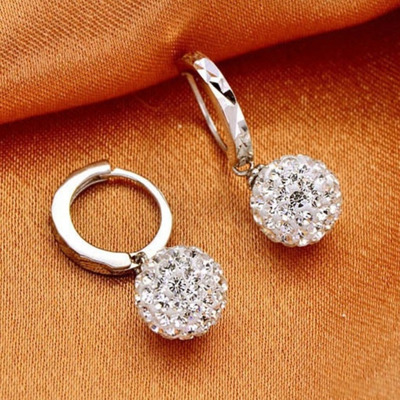 Pierced Diamond Earrings - Picture 2 of 5